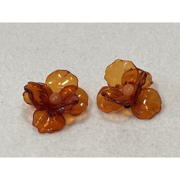 Unbranded Jewelry - Vintage 1950s Amber Lucite Flower Clip On Earrings Retro Costume Jewelry